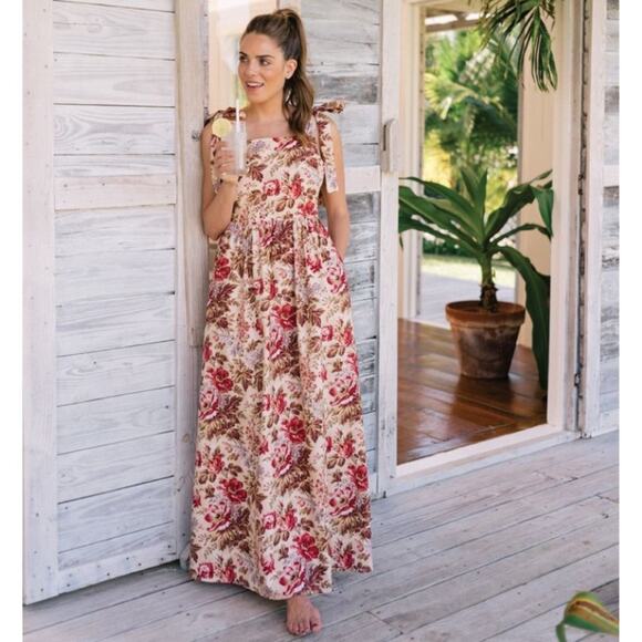 Gal Meets Glam Makenna Maxi Dress (Sz 0) Floral Smocked Beige / Red
